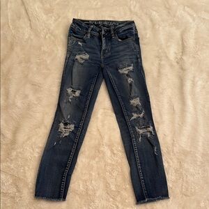 American Eagle Outfitters Women's Straight Leg Jeans - Distressed Blue